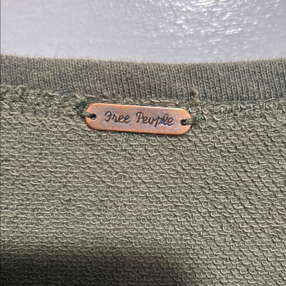 Free People Green Relaxed Long Sleeve Sweatshirt - Picture 2 of 9